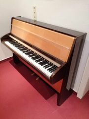 Schimmel-Klavier